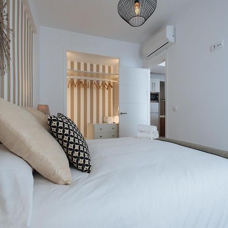 Azahares Suite Apartment Seville Exterior photo
