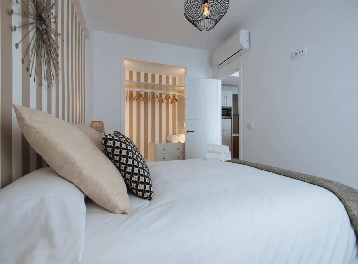 Azahares Suite Apartment Seville Exterior photo
