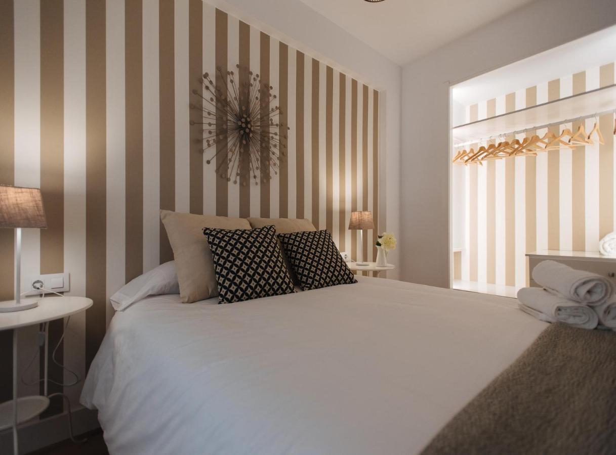 Azahares Suite Apartment Seville Exterior photo