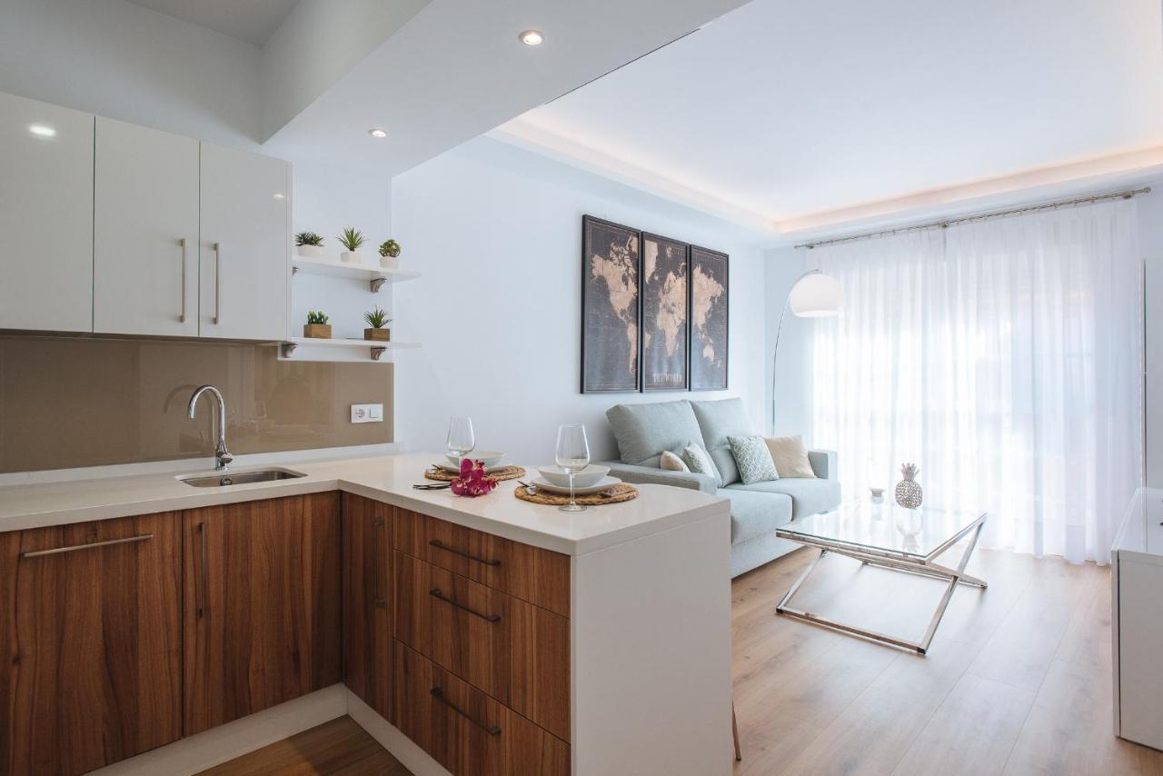 Azahares Suite Apartment Seville Exterior photo